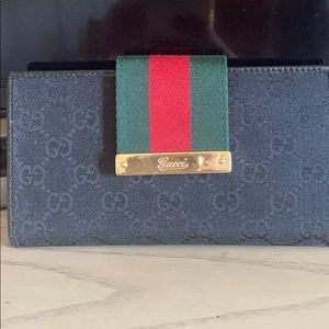 Black Authentic Check wallet Gucci